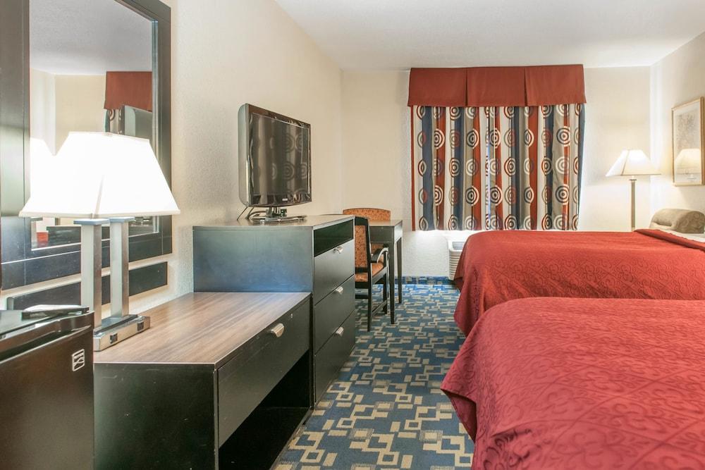 אפינגהם Quality Inn מראה חיצוני תמונה