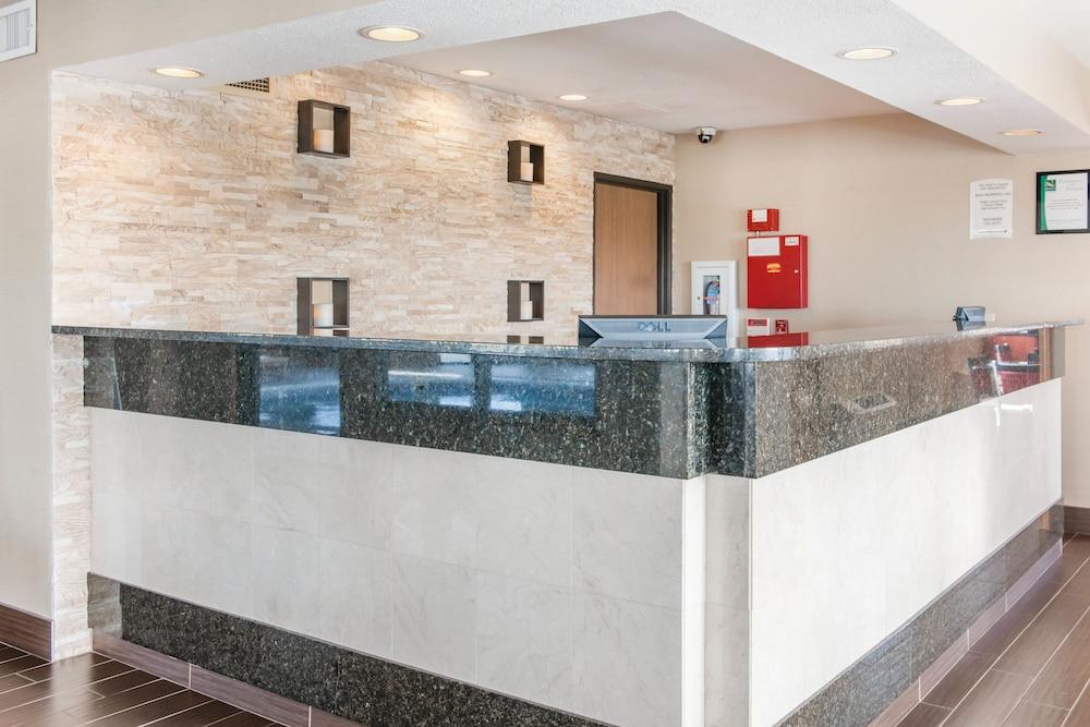 אפינגהם Quality Inn מראה חיצוני תמונה