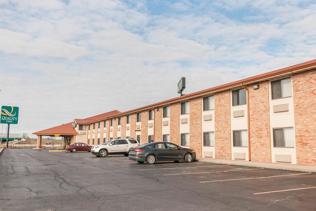 אפינגהם Quality Inn מראה חיצוני תמונה